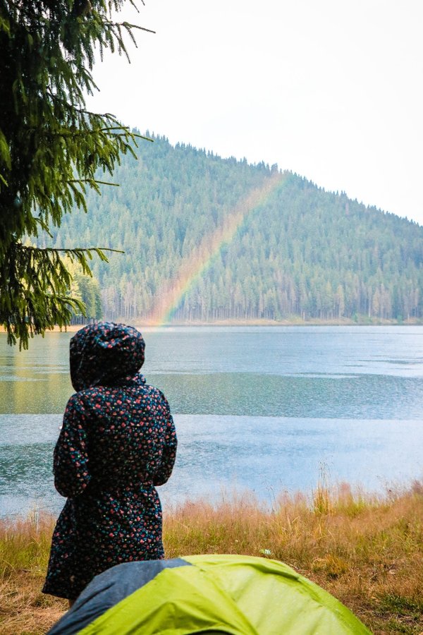 Camping dans le Var : une plongée en pleine nature hyéroise