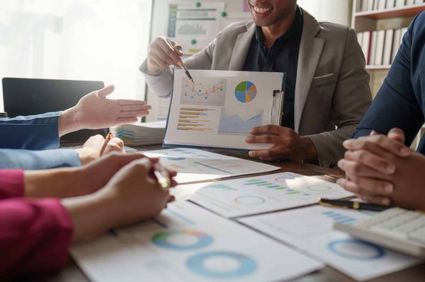 Maximiser 30000€ : stratégies d'investissement rentables